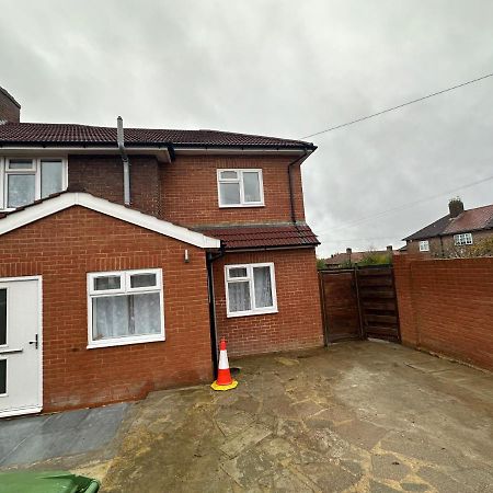 Keedonwood Road Bromley, Rooms With Free Wifi Exterior photo